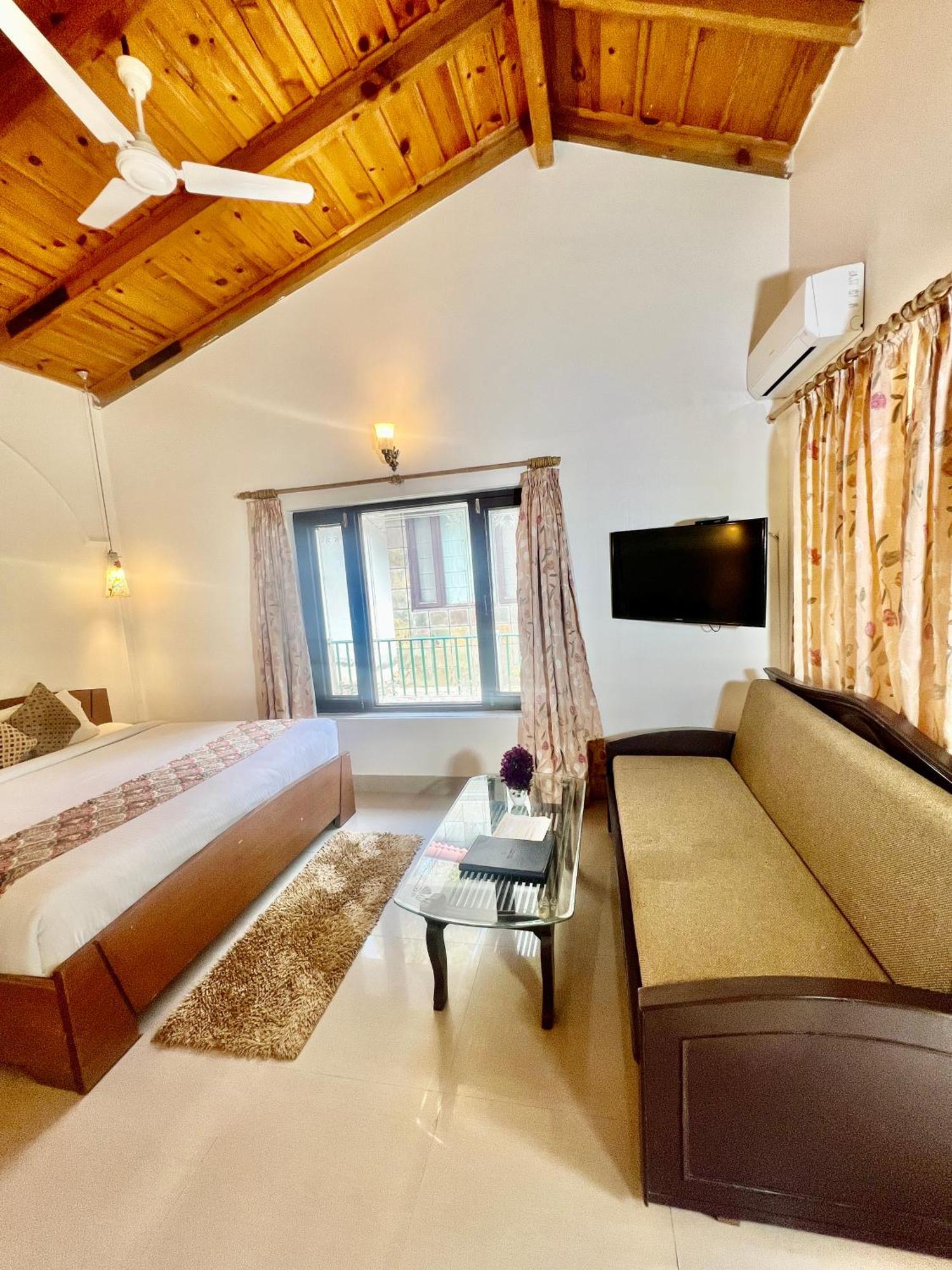 Sea Hawk - Luxury Hill Resort 4 Mins From Bhimtal Lake Exterior foto
