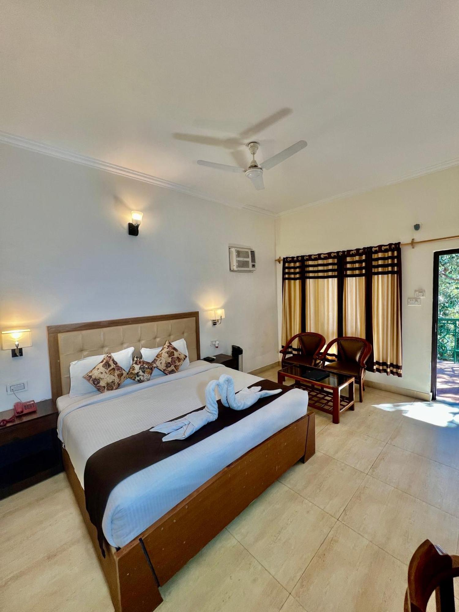 Sea Hawk - Luxury Hill Resort 4 Mins From Bhimtal Lake Exterior foto